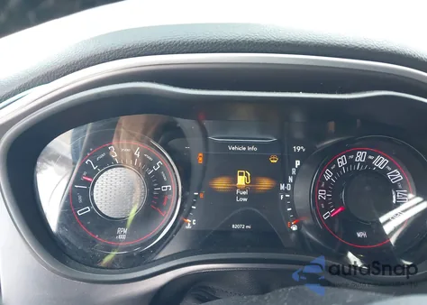 2020 Dodge Challenger Sxt z USA, uszkodzony, nr VIN 2C3CDZAG9LH222901